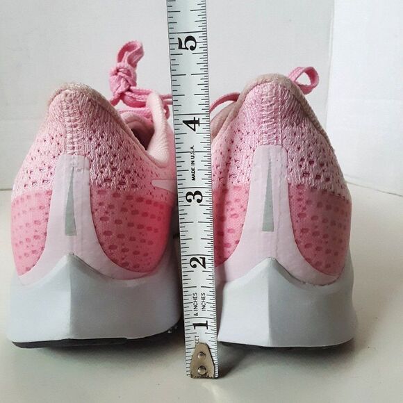 Nike Air Zoom Big Girl size 7Y Pink Sneaker - Picture 6 of 12
